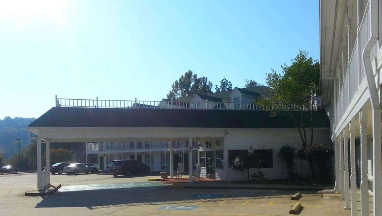 Stratford Motor Inn East Ellijay Extérieur photo